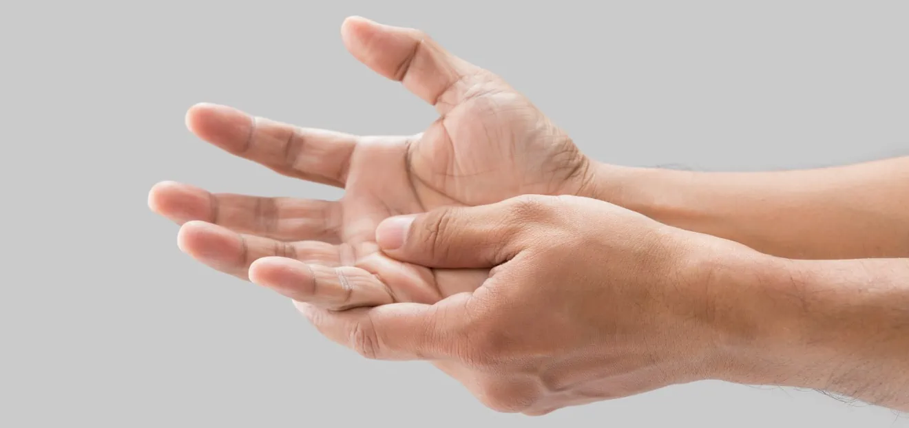 Zeigefinger Und Kleiner Finger Können Sich Nicht Berühren www.physio-baumann.de